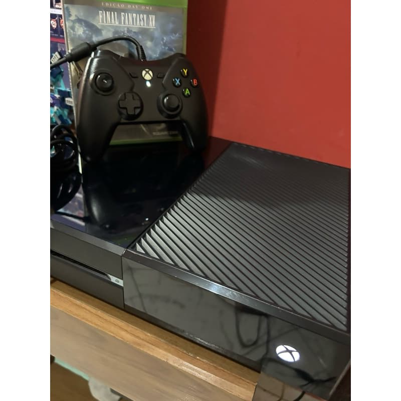 XBOX ONE 500GB COM CONTROLE COM FIO