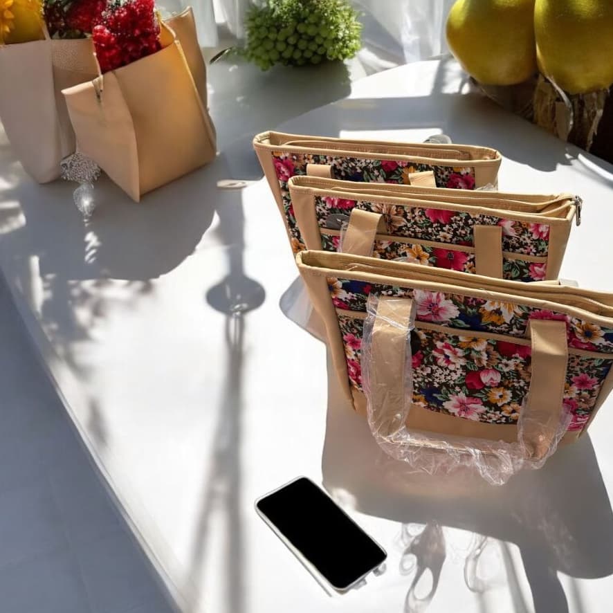 Bolsa Mala Feminina de Mão Pasta Notebook Passeio Grande Capacidade Couro Sintetico com avarias