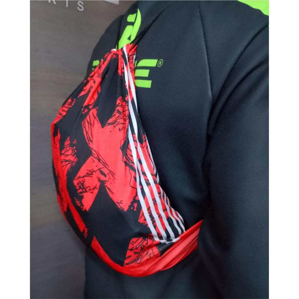 Mochila Saco Sacochila Esportiva Divise 40x30cm Pronta Entrega Vermelho e Preto