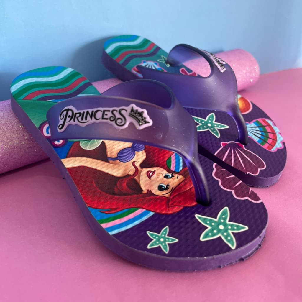 Chinelo de dedo Feminino Infantil moranguinho, unicornio, ariel, sky, princesas, frozen, hello kitty