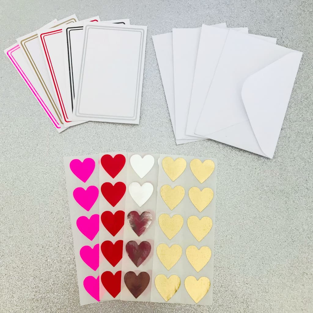 envelope + cartão de visita branco + selo adesivo