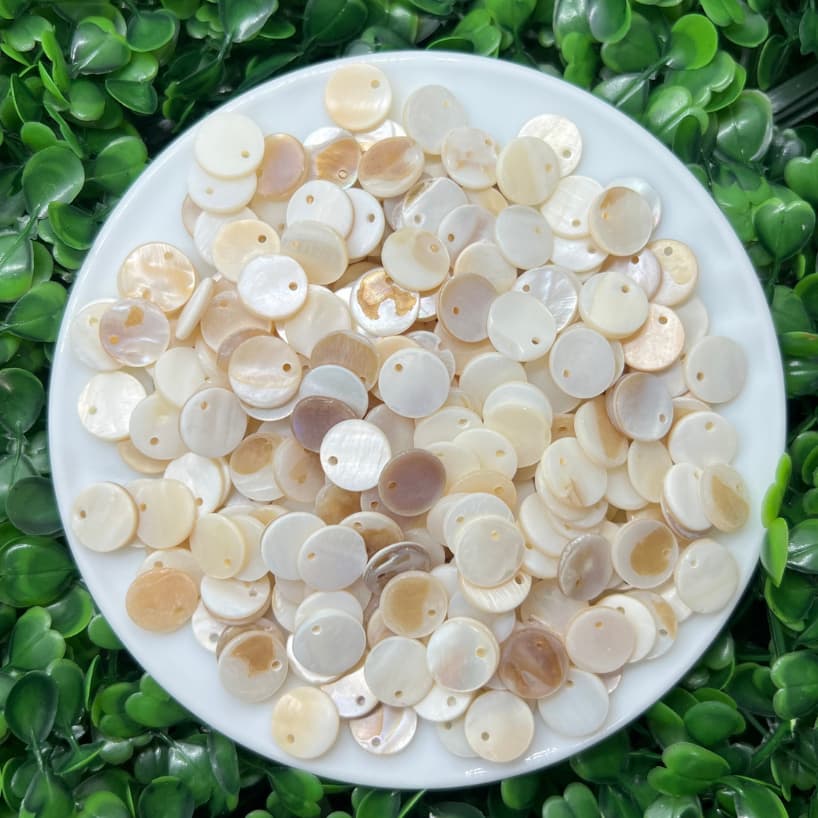 Pingente Madrepérola 11mm 50g 100g  Redondo com Furo Natural para Artesanato Colares