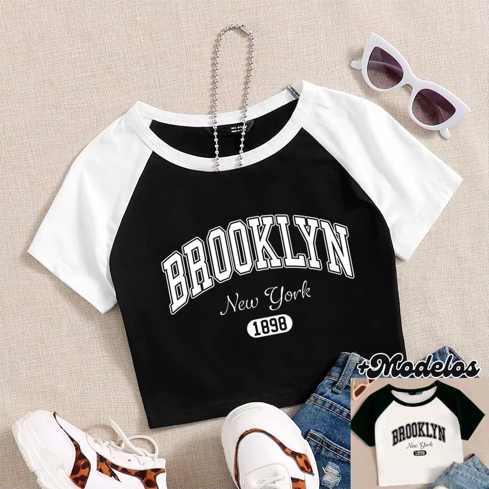 Cropped RAGLAN, Modelo BROOKLYN NEW YORK - Moda Alternativa Y2K Blogueira Grunge Punk Streetwear