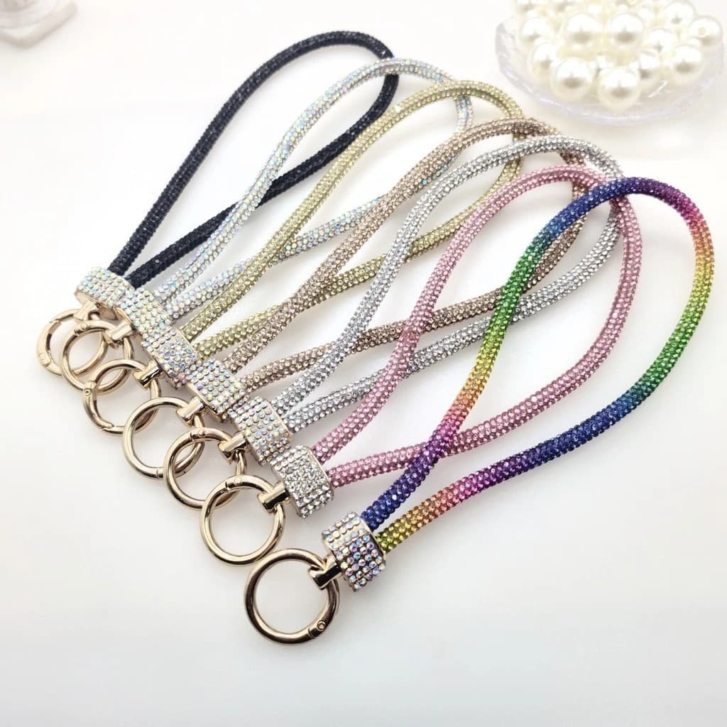 CORDÃO DE CORRENTES 20 CM DO CELULAR COM BRILHO DIAMENTE LUXO BEM LINDA BEM GROSSO