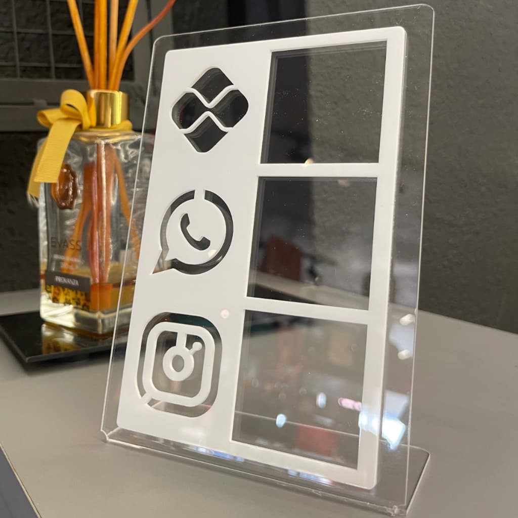 Placa Grande Display Acrílica Qr Code Mesa Balção Pix Instagram Acrilico Loja Estabelecimento