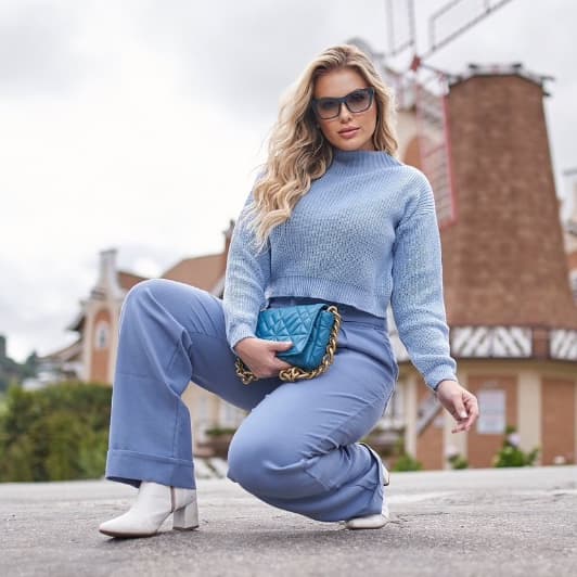 Cropped Ombro Caído Blusinha Manga Longa Tricô Modinha Versátil Diamond Tricot