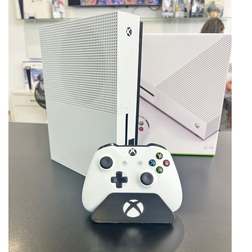 Console Microsoft Xbox One S 500GB Semi Novo + 1 Controle COM GARANTIA
