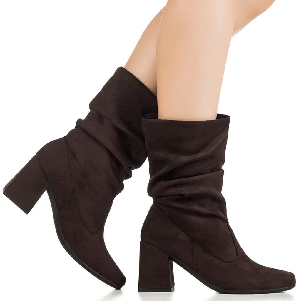 Bota Feminina GiGiL Bico Quadrado Salto Alto Grosso Enrugada Calce Fácil Estica Confortável Slouch