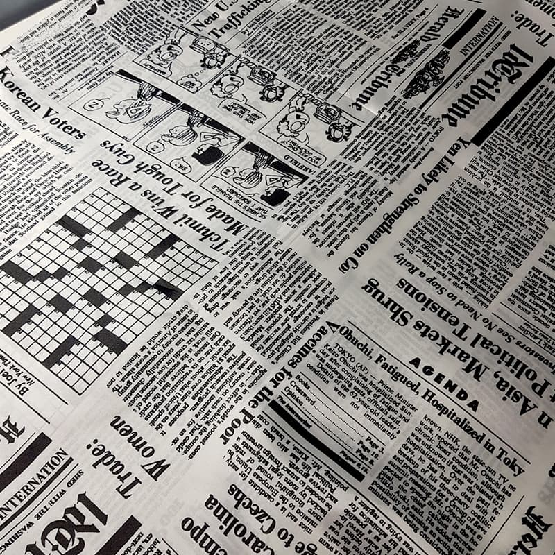 Tecido Cetim Estampado - Jornal – Brilhante, Leve e Macio | Ideal para Vestidos, Artesanato e Decoração