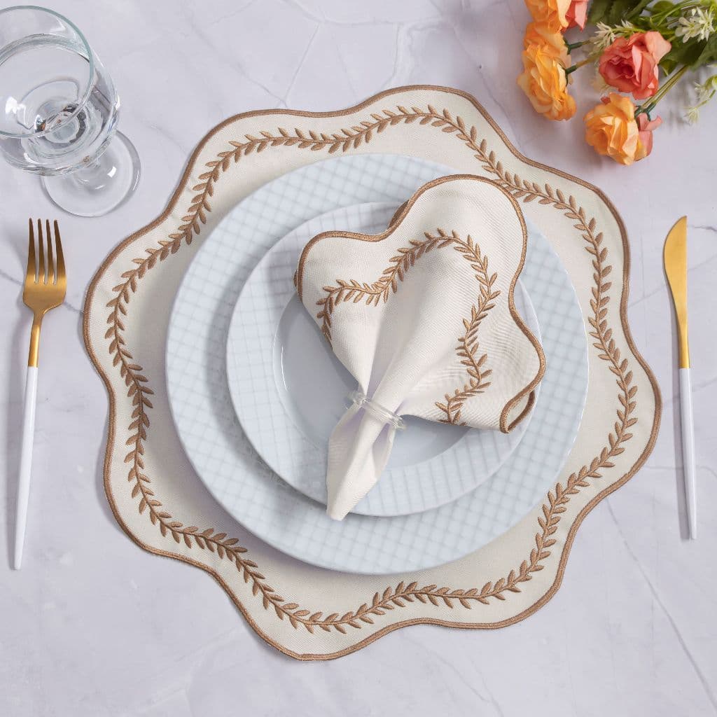 "Kit Americano 12 Peças: Sousplats e Guardanapos - Eleve a Elegância e Sofisticação da Sua Mesa de 6 Lugares!