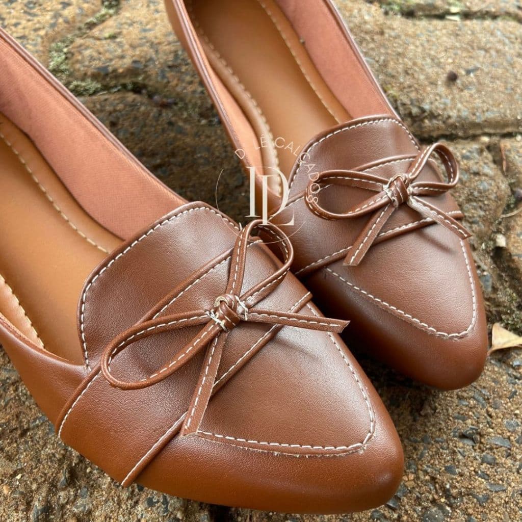 Sapatilha Mocassim Feminina Bico Fino Confortável Cor Marrom Outono Inverno Moderna Elegante