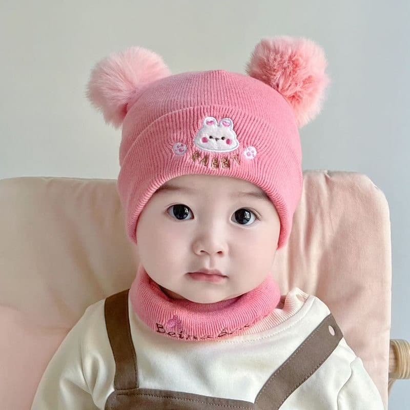 Conjunto de Gorro e Cachecol de Malha para Bebês - Essencial para o Inverno