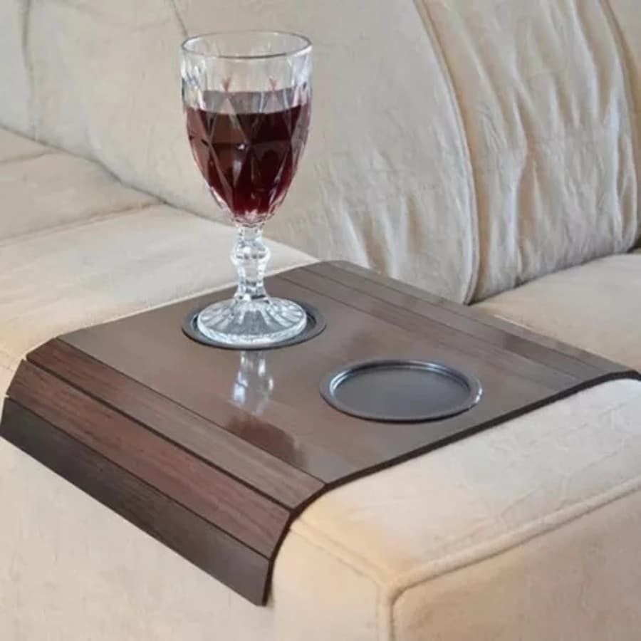 Apoio Esteira Madeira Para Braço de Sofá com Porta Copos