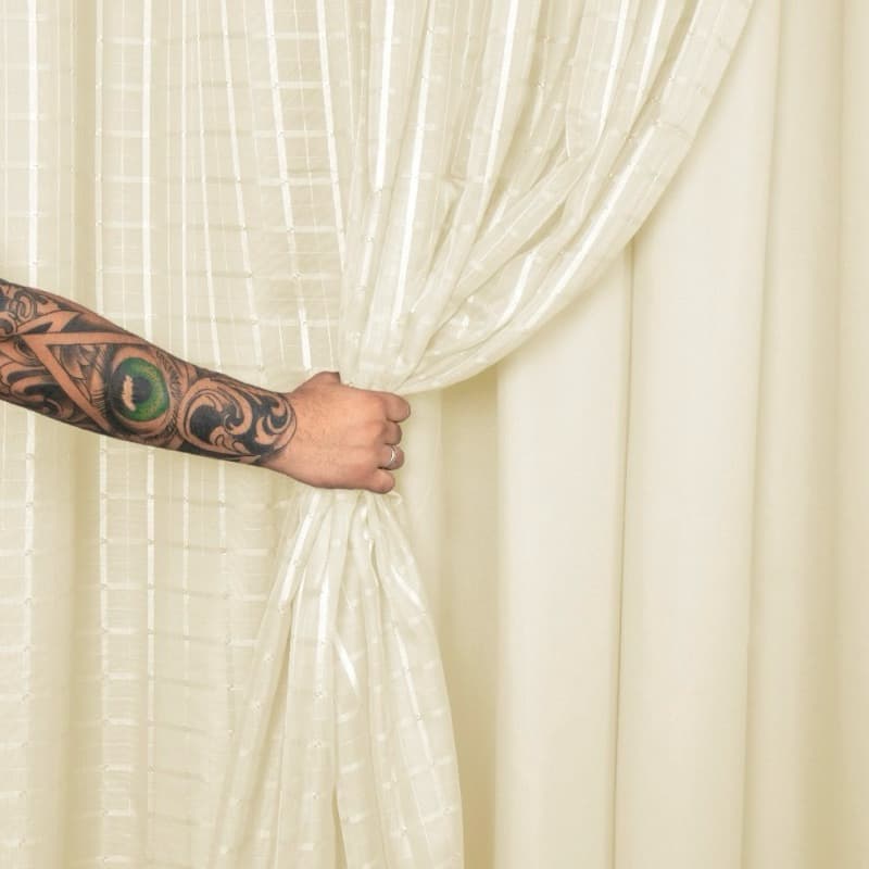 Cortina Voil Xadrez Sala e Quarto 6,00 x 2,30/2,40/2,50/2,60/2,70/2,80 c/ Forro de Microfibra