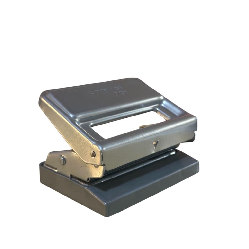 Perfurador De Papel em Metal Duplo Furo Central 201 Escritorio Escola