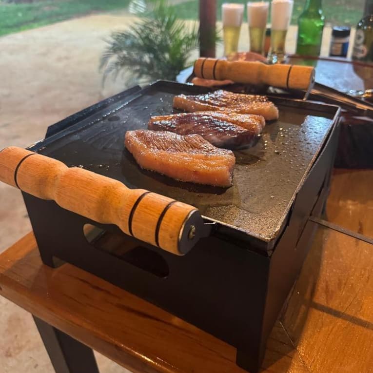 Chapa A Álcool Bifeteira De Ferro Fogareiro Cabo De Madeira