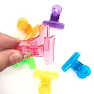 Kit Com 06 Prendedor Plástico Colorido Multiuso Universal para Embalagem de Alimentos Presilhas Prendedores Multicolorid