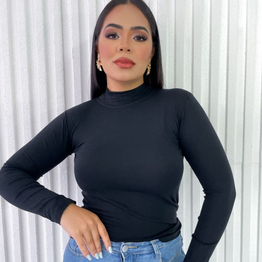 Blusa Feminina Manga Longa Cacharrel Gola Alta Segunda Pele Basica T-shirt