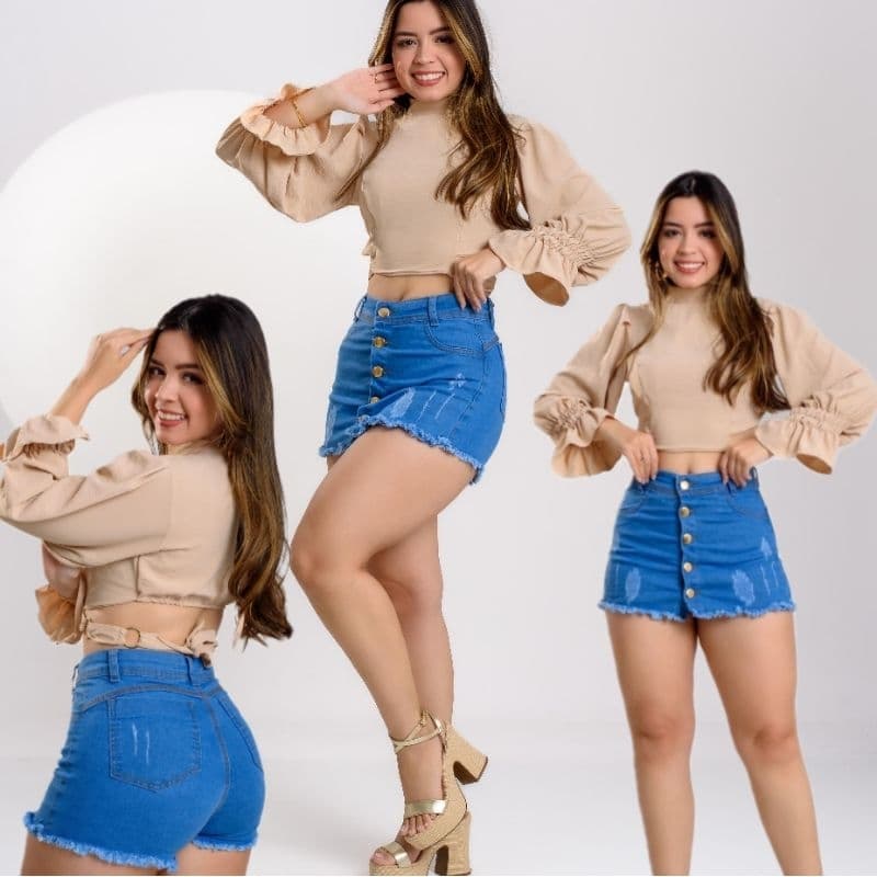 Short Saia Jeans feminino com lycra (estica) com botões no meio, cintura alta