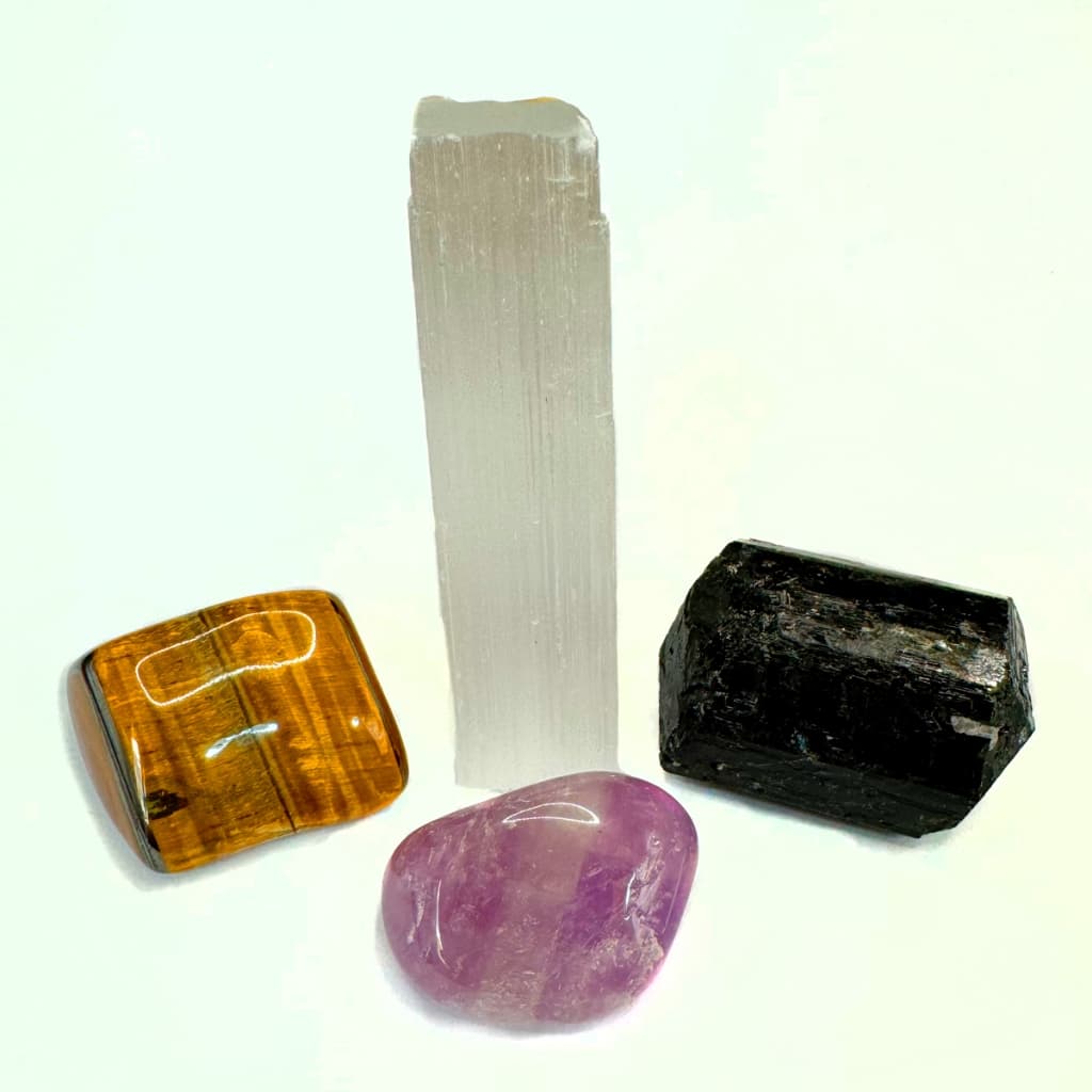 Kit Limpeza Energética e Proteção Turmalina Negra Olho de Tigre Ametista Selenita
