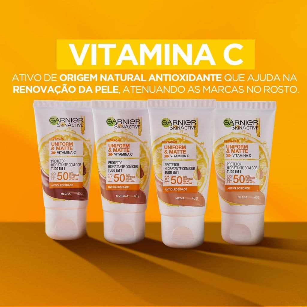 Protetor Solar Garnier Hidratante Efeito Matte FPS50 Uniform & Matte Antioleosidade com Vitamina C Clara Média Morena40g