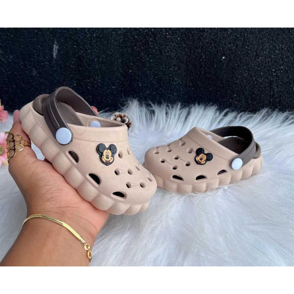 Babuche infantil menino e menina.