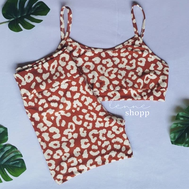 CONJUNTO ACADEMIA FITNESS TOP E SHORT CINTURA ALTA ESTAMPAS