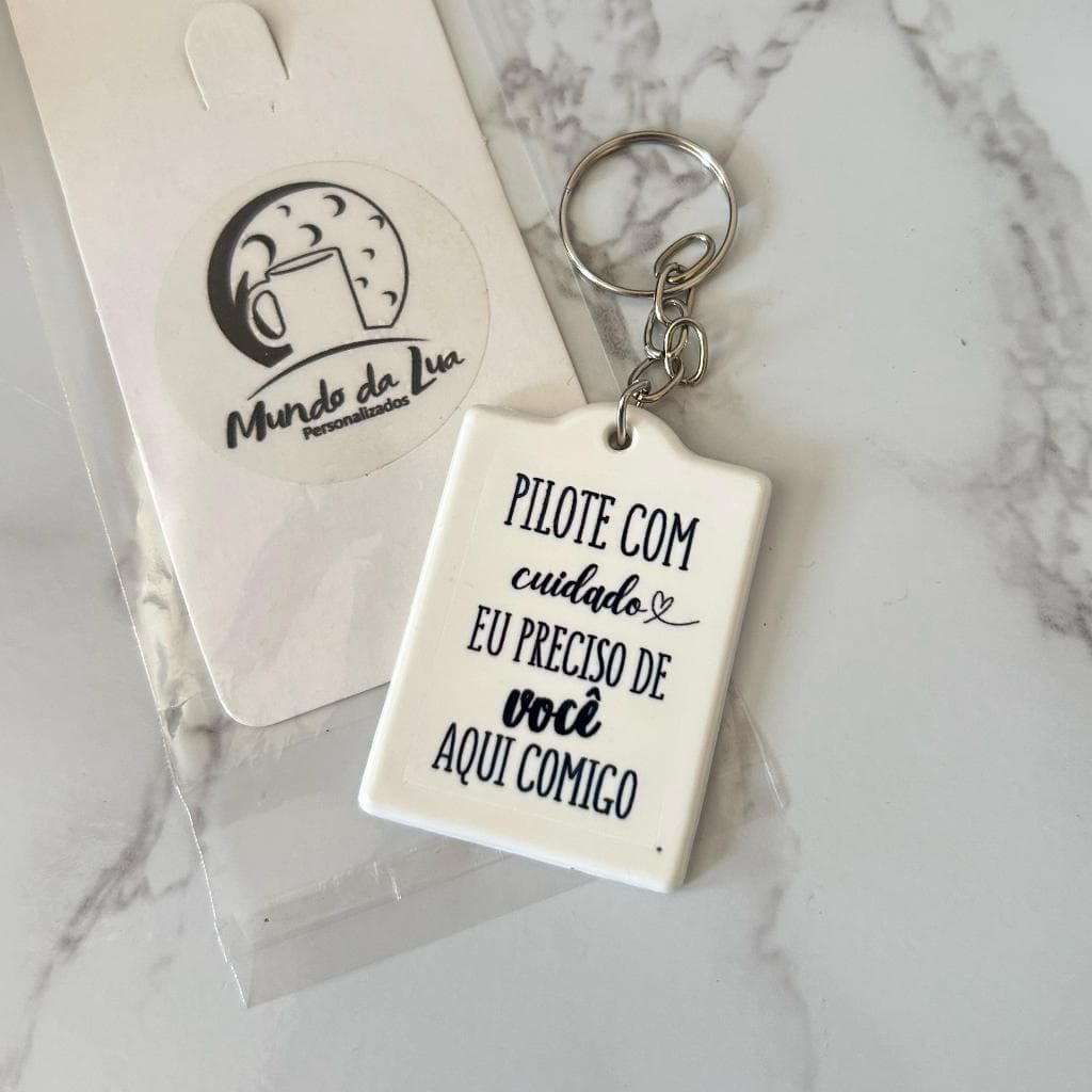 Chaveiro DIRIJA/PILOTE com cuidado, preciso de você aqui Chaveirinho polímero namorados