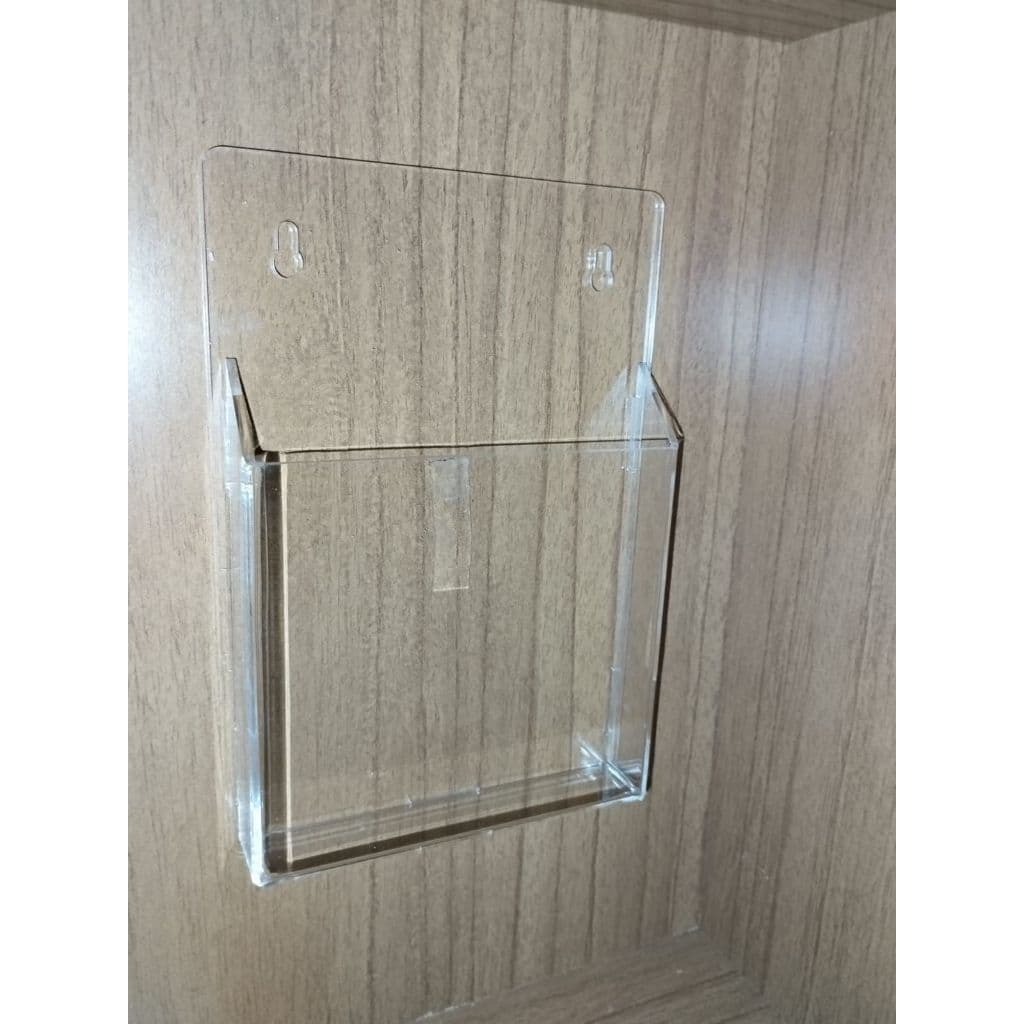 Porta Folheto De Parede Em Acrilico - 10x15 Cm