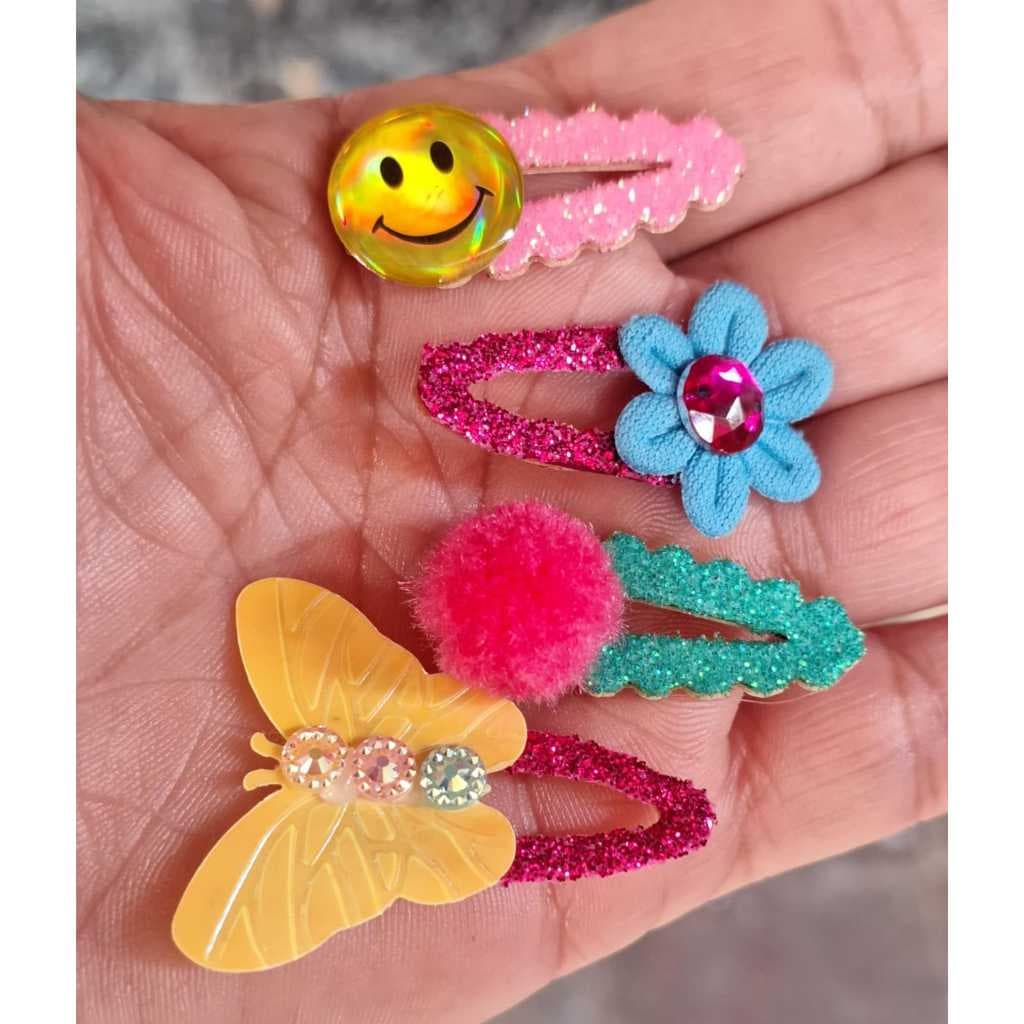 Tic Tac Laçinho Pet Adesivo com 10 unidades adesivo para Pet  Banho e Tosa Adesivo  para colar no pêlo, grudar no pêlo