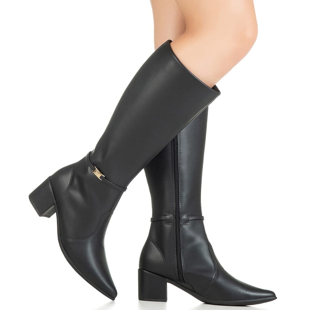 Bota Feminina GiGiL Montaria Cano Alto Bico Fino Salto Bloco Detalhe Metal Elegante Sofisticado