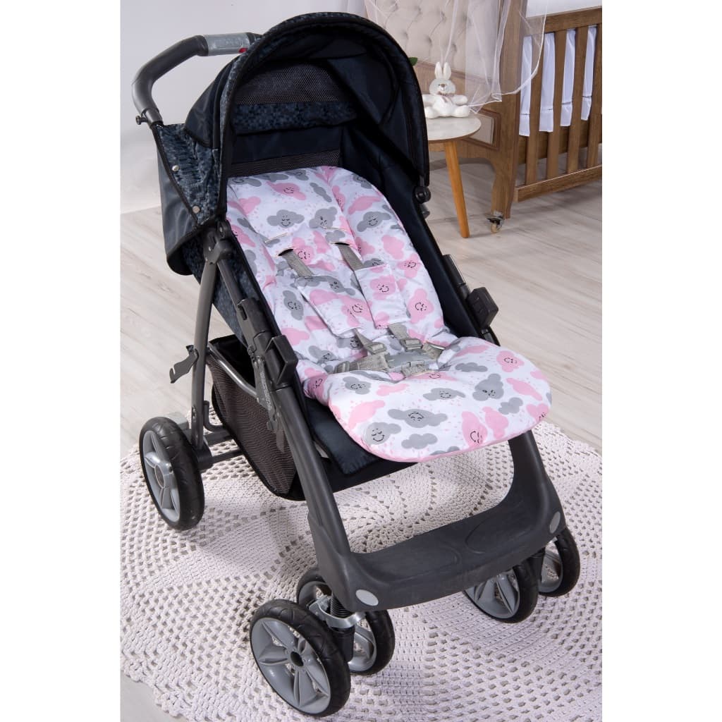 Colchonete para carrinho de bebê com com protetores e passagem para o cinto