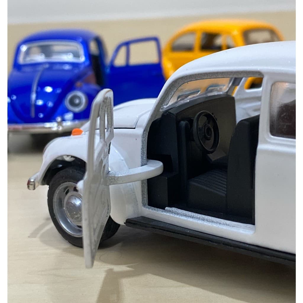 Miniatura Volkswagen Fusca em Metal 8 Cores Fusquinha Coleção Carrinho Ferro