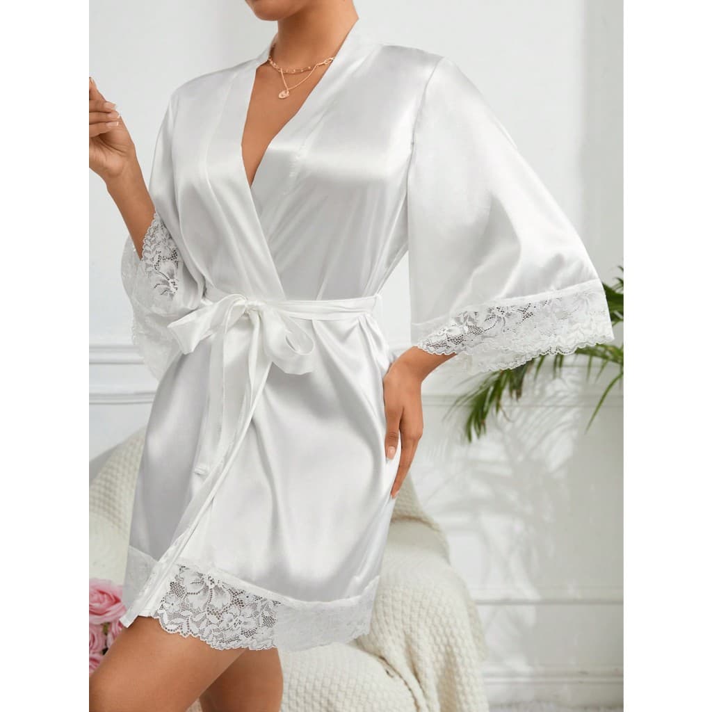 Robe de Cetim Branco Noiva Lua de Mel