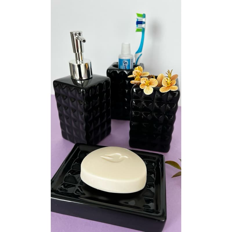 KIT 4 PCS CONJUNTO BANHEIRO  CERÂMICA (PORTA SABONETE LIQUIDO, OBJETOS, PORTA ESCOVAS, SABONETEIRA