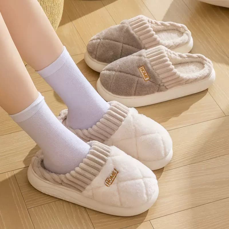 Pantufa Adulto HOME Aveludada Bordada Unissex Pantufa Super Confortável Com Solado Antiderrapante