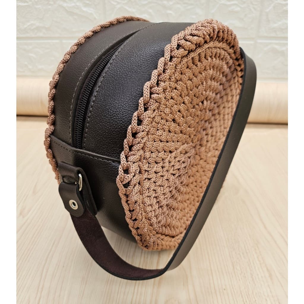 Lateral Redonda Kit Completo Bolsas de croche BASE SINTÉTICA COM ZIPER E PORTA ALÇA E ALÇA COM REGULADOR  PARA CON