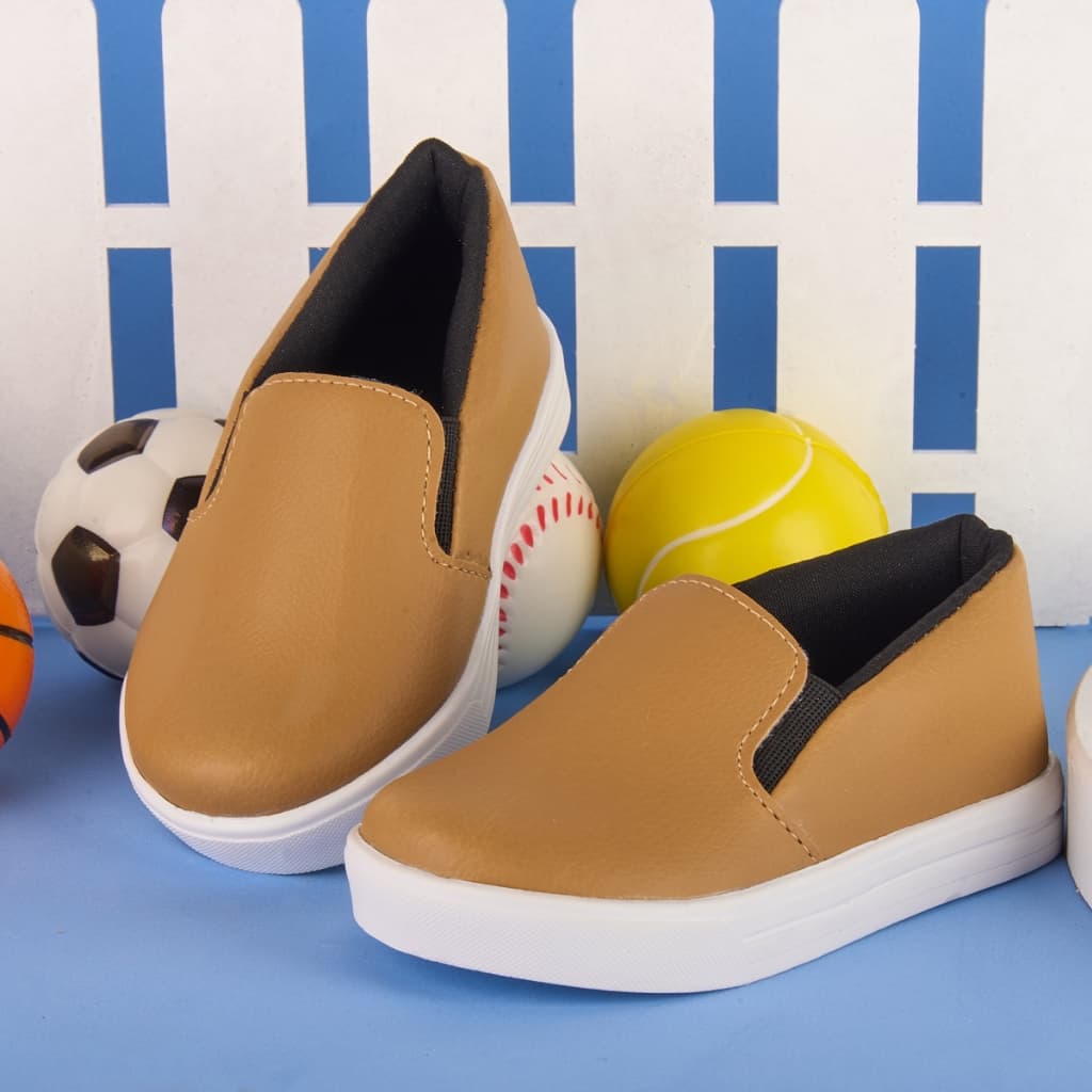 Tênis Infantil Slip On Masculino Casual Caramelo Confortável Solado Branco