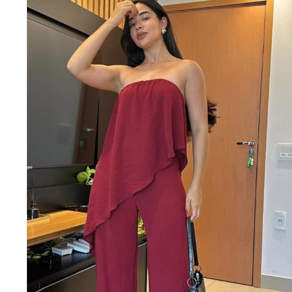 Macacão Pantalona Longo Femenino Assimetrica  Tomará que caía M/G Elegante Duna