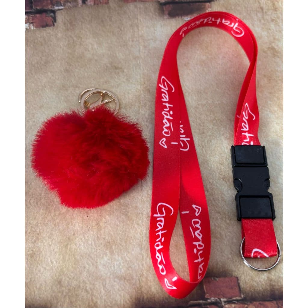 Chaveiro Pom Pom Vermelho com Mosquetão + Cordão Gratidão
