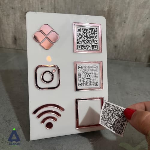 Placa Pix Acrílico 3 em 1 - Instagram Wi-fi Pagamento via QR Code