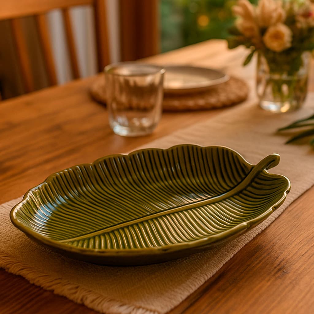 Travessa Folha Amazônia Em Cerâmica Louças Decoração