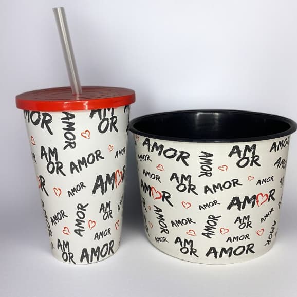 KIT PIPOQUEIRA 1.5L + COPO 550 ML TEMA AMOR - CINEMA LEMBRANCINHA PRESENTES