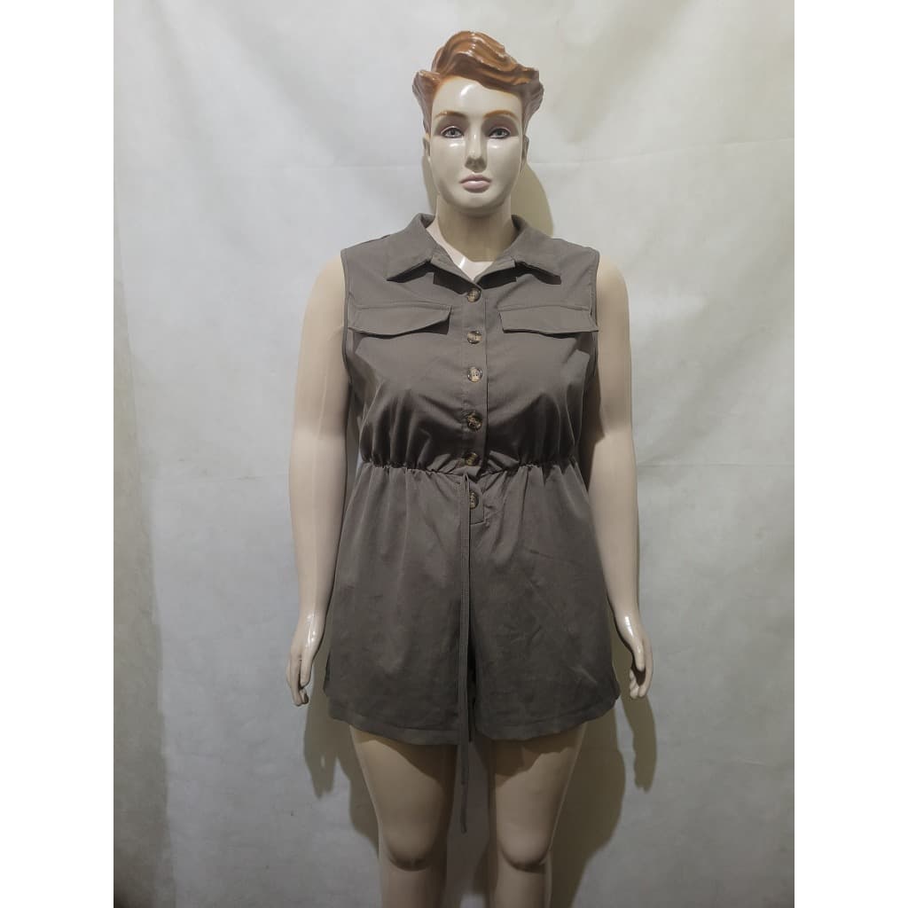 Macaquinho marrom tam G SHN usado bom estado