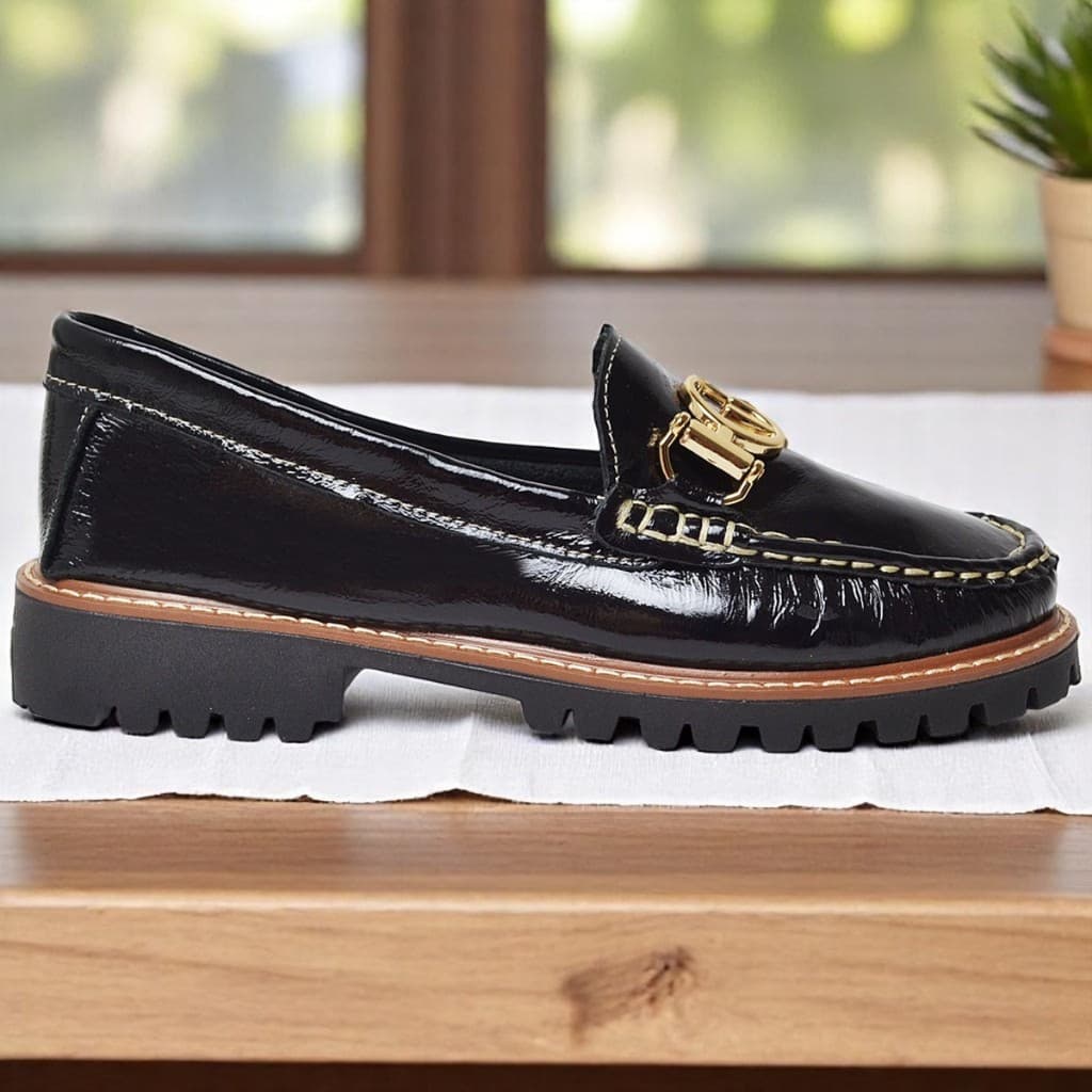 Sapato Mocassim Feminino Couro Verniz Loafer Confortável Macio Leve - Via Cléia