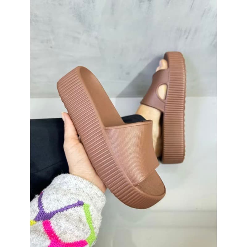 Chinelo Nuvem Plataforma Jump 100% EVA Confortável Leve e Flexível