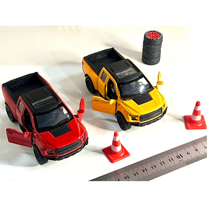 Caminhonete Miniatura Ford F-150 Raptor em Metal Carro Vermelha e Amarela