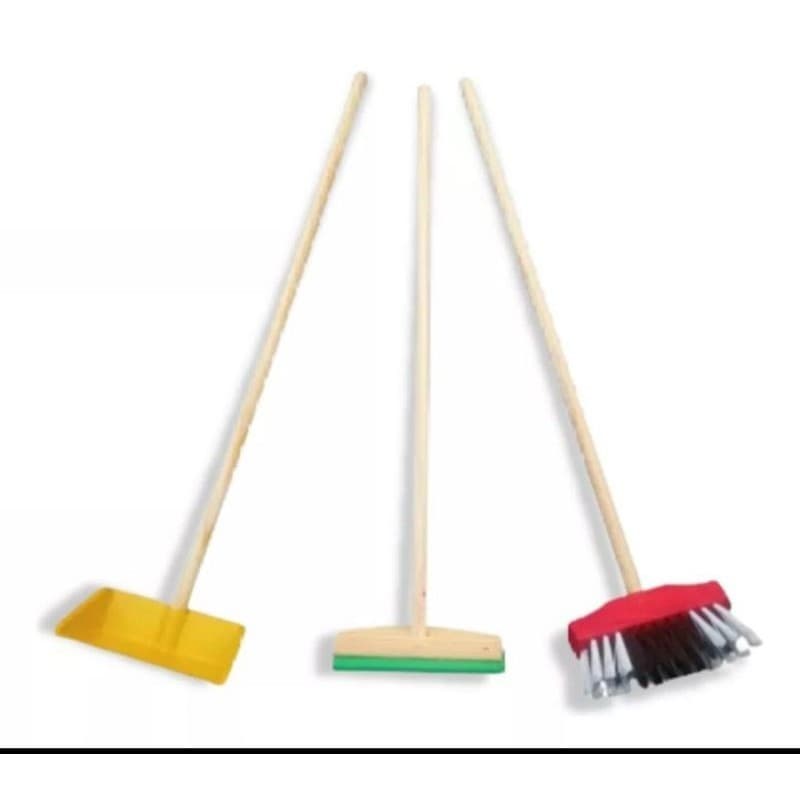 JOGO INFANTIL DE LIMPEZA C VASSOURA VERMELHA PIAÇAVA/RODO/PÁ DE LIXO LIMPA BANHEIRO CASA CANTOS