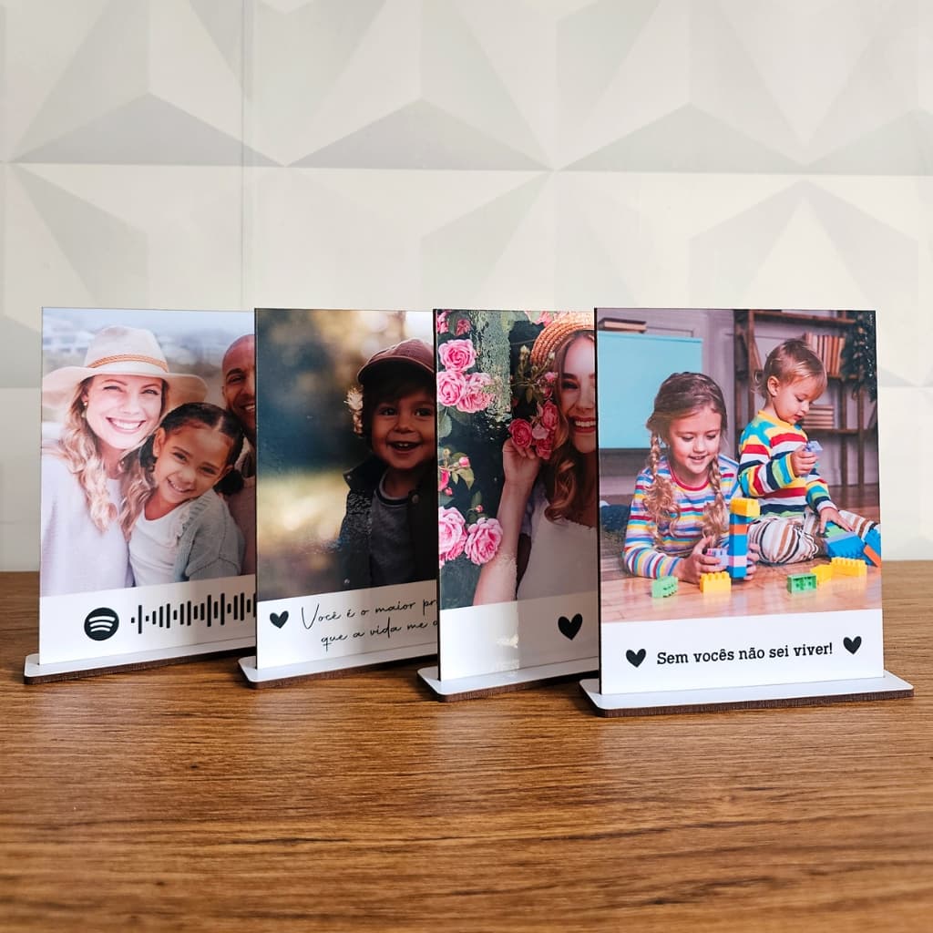 Kit 4 Quadros de Mesa Madeira Personalizados com Fotos e frases - 12x15cm