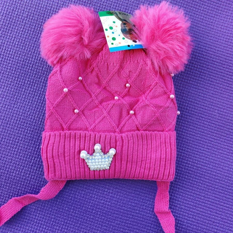 Gorro Touca Infantil Menina com  2 pompom Tricotado Quente Fashion (com bolinha ) ESTAMPAS SÃO ENVIADAS SORTIDO